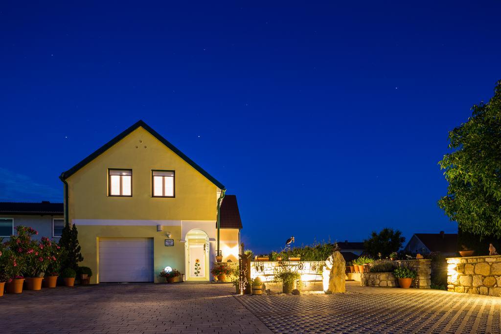 Appartementhaus Freiler Mörbisch am See Extérieur photo
